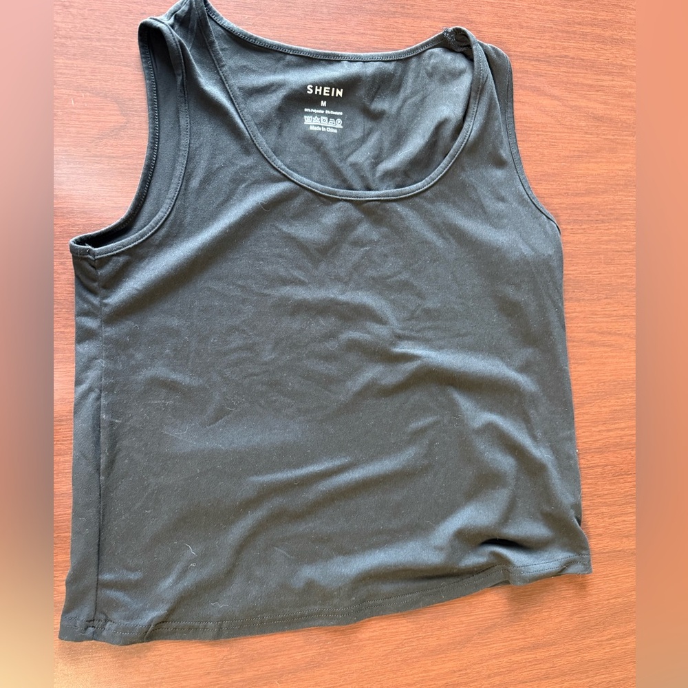 SHEIN Black Scoop Neck Tank Top